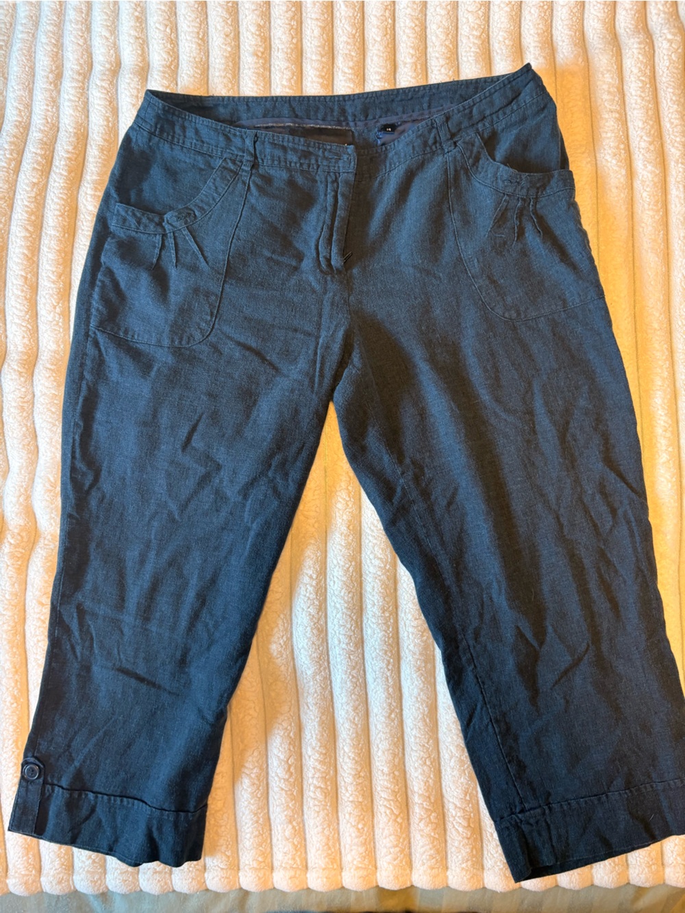 Studio Black Cargo Pants with Pocket Details